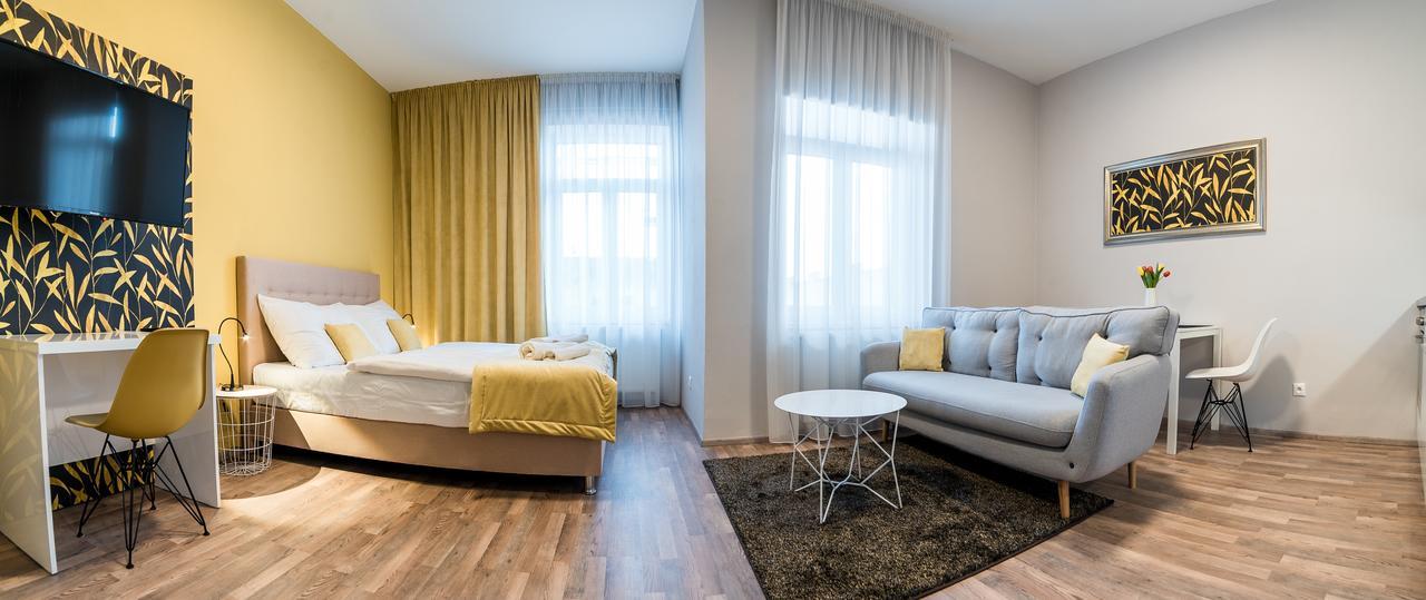 Myapartment In The City Center Чеське Будєйовіце Екстер'єр фото